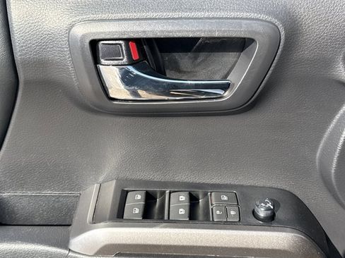 Used 2023 Toyota Tacoma Limited image 16