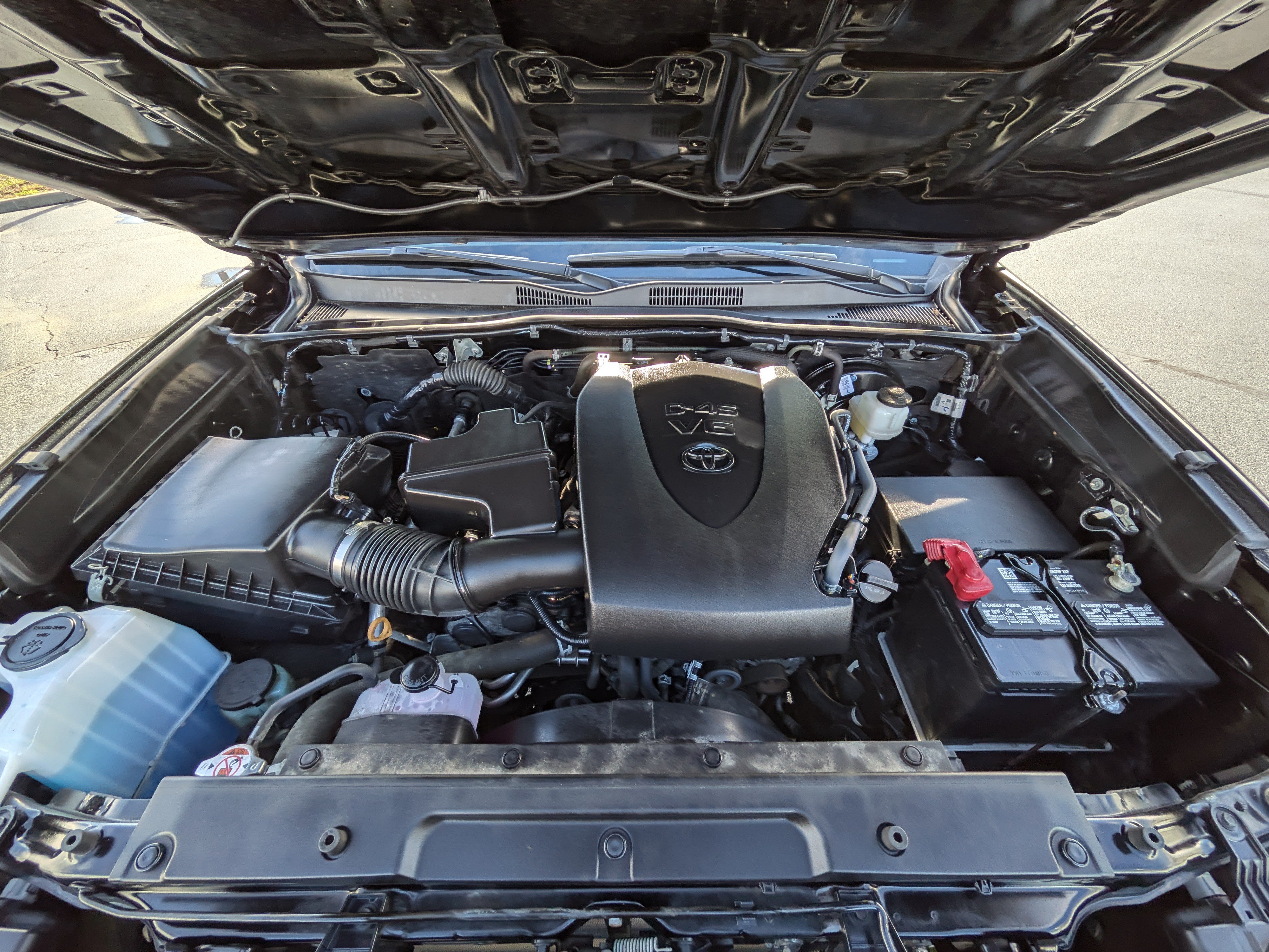 Certified 2023 Toyota Tacoma SR5 AWD/4WD image 25