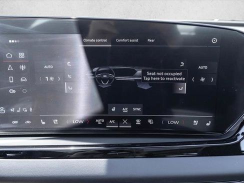 New 2026 Audi A6 Premium Plus AWD/4WD image 18