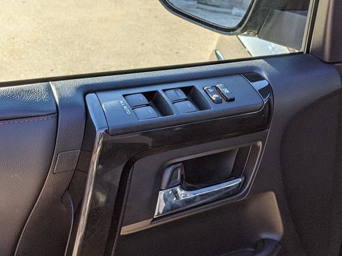 Used 2023 Toyota 4Runner TRD Off-Road Premium image 10