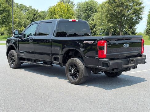 Used 2023 Ford F250 XLT w/ XLT Premium Package AWD/4WD image 6