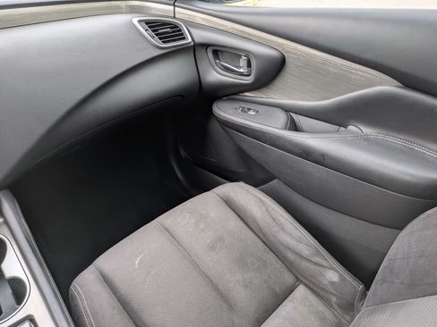 Used 2017 Nissan Murano SV w/ Premium Plus Package FWD image 15