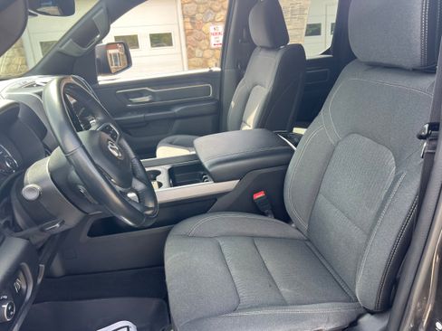 Used 2022 RAM 1500 Big Horn AWD/4WD image 12