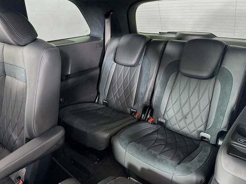 New 2026 Mercedes-Benz GLS 63 AMG 4MATIC image 8