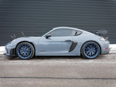 Used 2023 Porsche 718 Cayman GT4 RS image 2