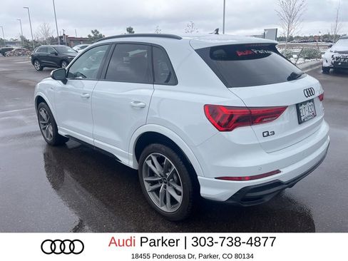 Used 2025 Audi Q3 2.0T Premium w/ Black Optic Sport Package image 4