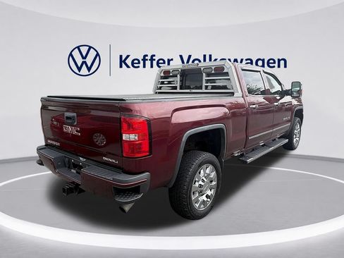 Used 2016 GMC Sierra 2500 Denali w/ Driver Alert Package AWD/4WD image 4