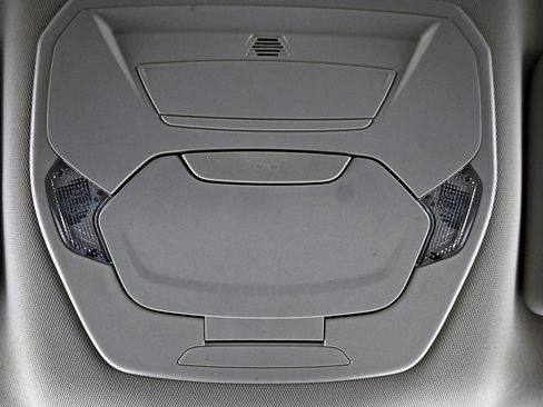 Used 2017 Ford Escape SE w/ SE Cold Weather Package image 16