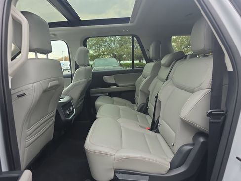 Certified 2025 Ford Expedition Max Active AWD/4WD image 42