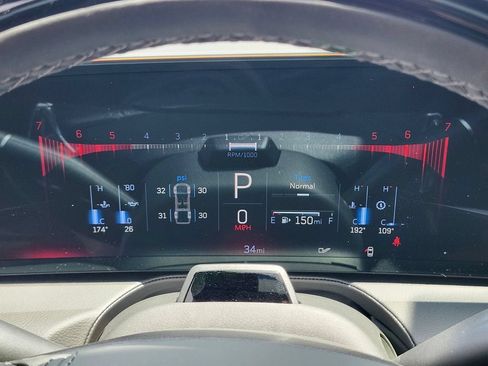 Used 2025 Cadillac CT5 V w/ Technology Package RWD image 30