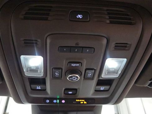 Used 2021 Cadillac Escalade ESV Sport w/ Driver Assist Tech Package AWD/4WD image 33
