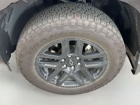 Used 2025 Chevrolet Silverado 1500 RST w/ Convenience Package II AWD/4WD image 33