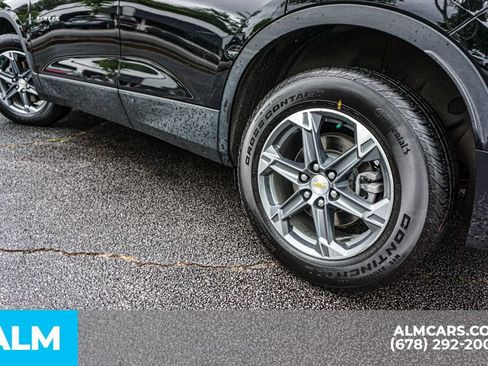 Used 2025 Chevrolet Blazer LT FWD image 15