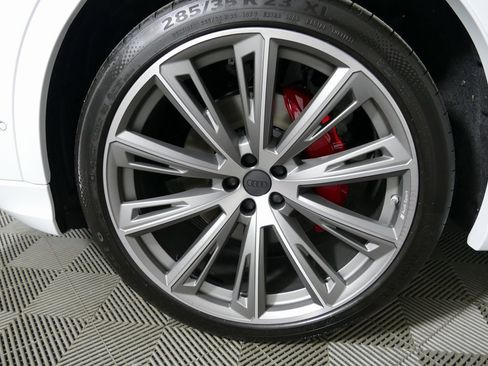 New 2026 Audi Q8 Prestige image 9