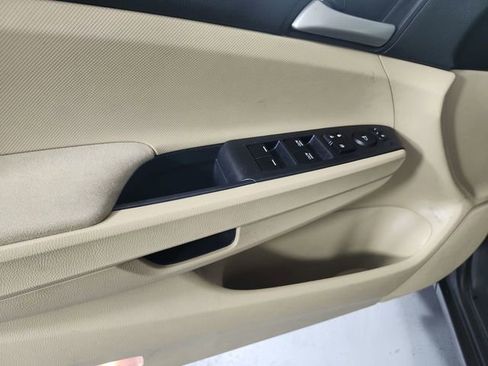Used 2011 Honda Accord LX-P image 18