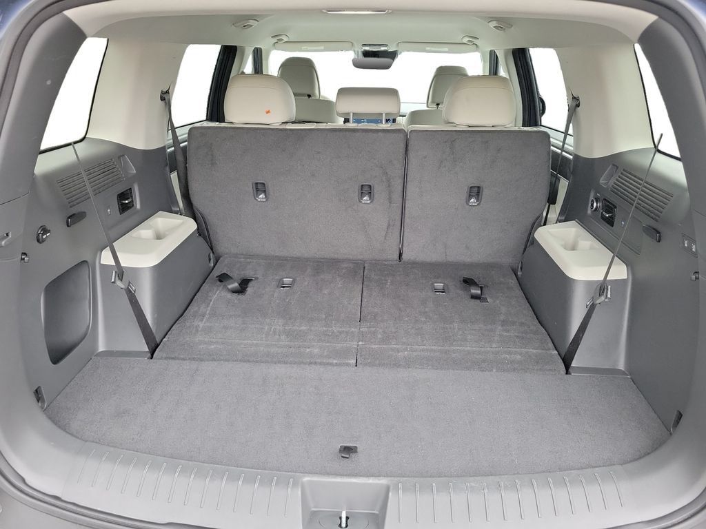 Used 2026 Hyundai Santa Fe SEL AWD/4WD image 27