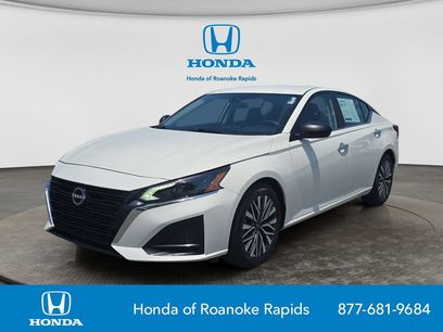 Used 2025 Nissan Altima 2.5 SV