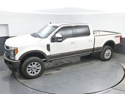 Used 2019 Ford F250 King Ranch w/ King Ranch Ultimate Package AWD/4WD image 22