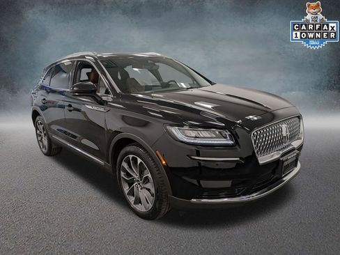 Used 2022 Lincoln Nautilus Reserve AWD/4WD image 3