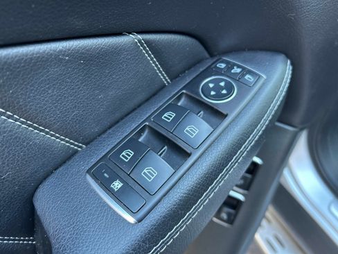 Used 2016 Mercedes-Benz GL 450 GL450 SUV AWD image 22