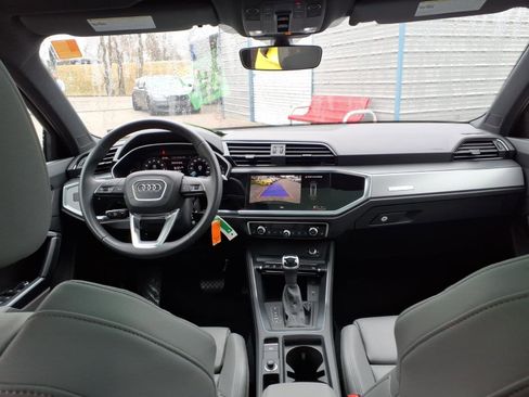 Used 2025 Audi Q3 2.0T Premium AWD/4WD image 30