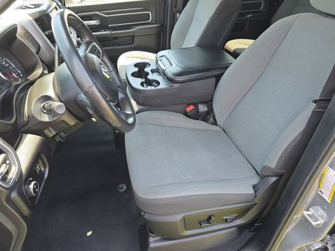 Used 2024 RAM 3500 Big Horn AWD/4WD image 30