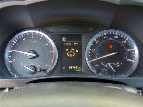 Used 2017 Toyota Highlander SE image 10