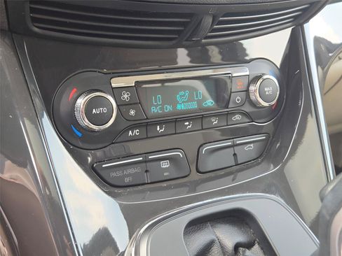 Used 2014 Ford Escape Titanium FWD image 26