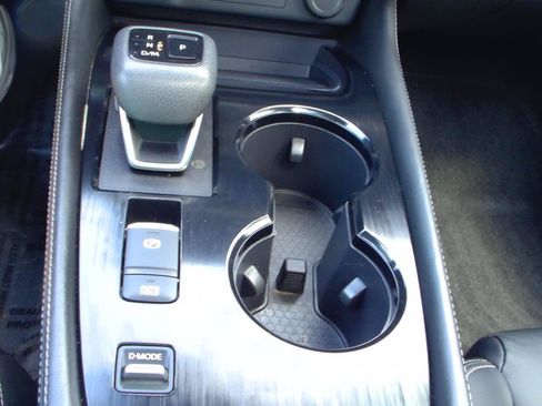 Used 2023 Nissan Rogue SL FWD image 23