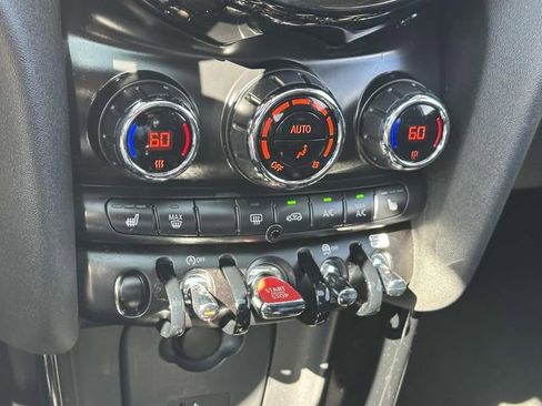 Used 2019 MINI Cooper S image 15