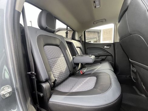 Used 2018 Chevrolet Colorado Z71 image 16