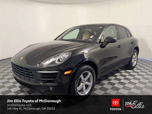 Used 2017 Porsche Macan AWD/4WD image 1