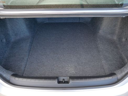 Used 2020 Honda Accord EX image 18