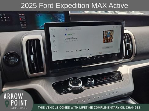Used 2025 Ford Expedition Max Active AWD/4WD image 25