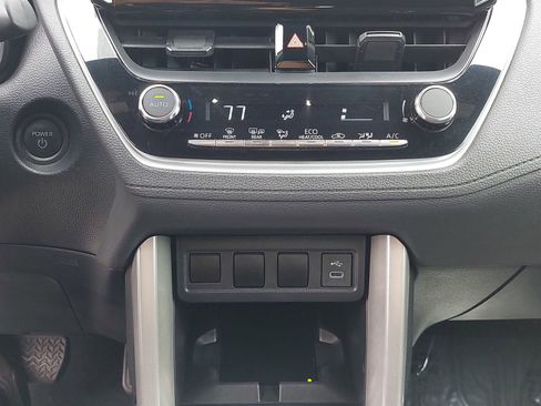 Used 2024 Toyota Corolla Cross AWD Hybrid w/ Moonroof Package image 23