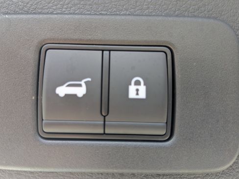 Used 2025 Nissan Murano Platinum AWD/4WD image 14