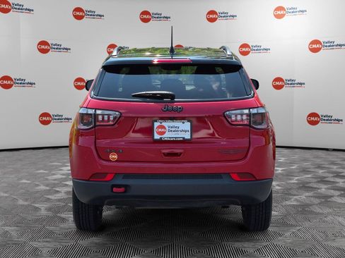 Used 2024 Jeep Compass Trailhawk AWD/4WD image 6