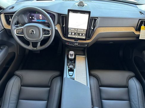 New 2026 Volvo XC60 B5 Ultra image 12