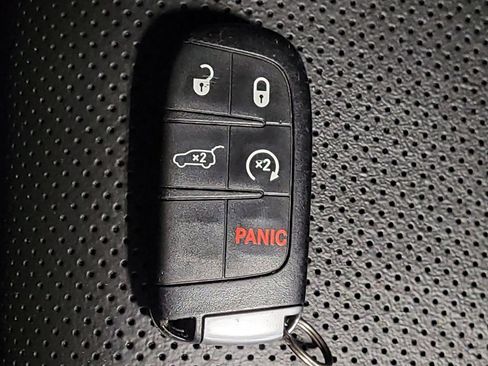 Used 2021 Jeep Grand Cherokee Limited w/ Quick Order Package 28K 80th RWD image 32