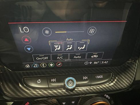 Used 2021 Chevrolet Camaro SS RWD image 34