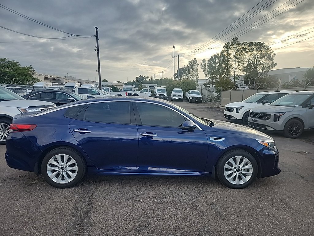 Used 2018 Kia Optima S w/ Panoramic Sunroof Package FWD image 16
