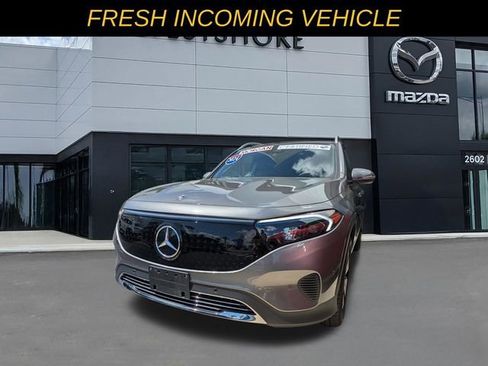 Used 2024 Mercedes-Benz EQB 300 4MATIC w/ Winter Package image 5