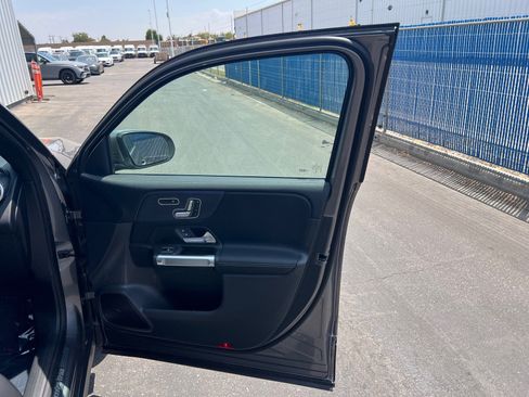 Used 2026 Mercedes-Benz GLB 250 image 22