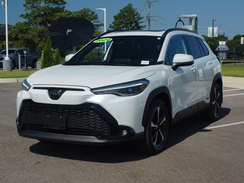 Used 2024 Toyota Corolla Cross AWD Hybrid w/ Convenience Package image 25