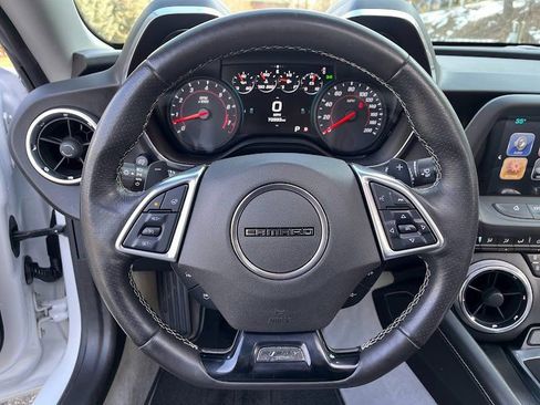 Used 2017 Chevrolet Camaro SS image 12