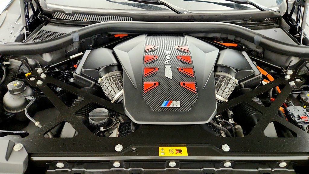 Used 2024 BMW XM AWD/4WD image 29