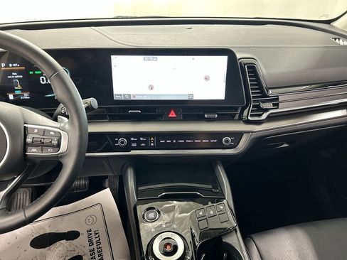 Used 2023 Kia Sportage EX AWD/4WD image 18