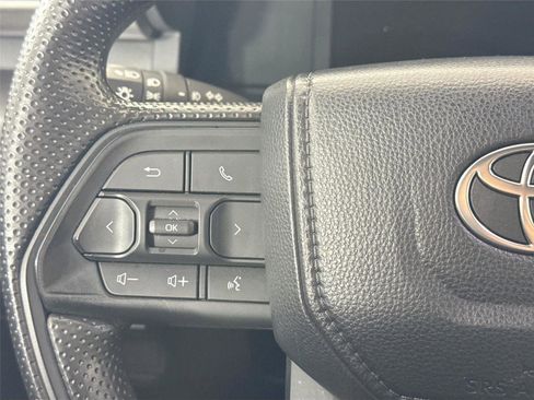 Certified 2024 Toyota Tacoma SR5 image 17