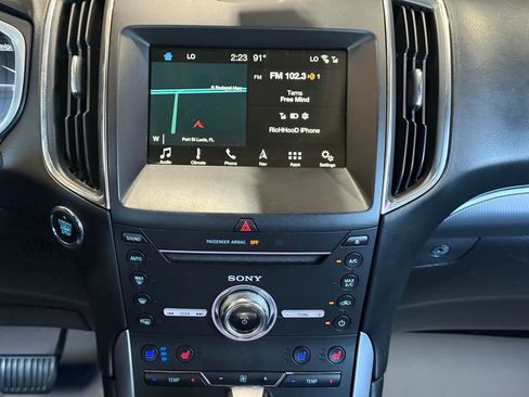 Used 2018 Ford Edge Titanium w/ Equipment Group 301A AWD/4WD image 12