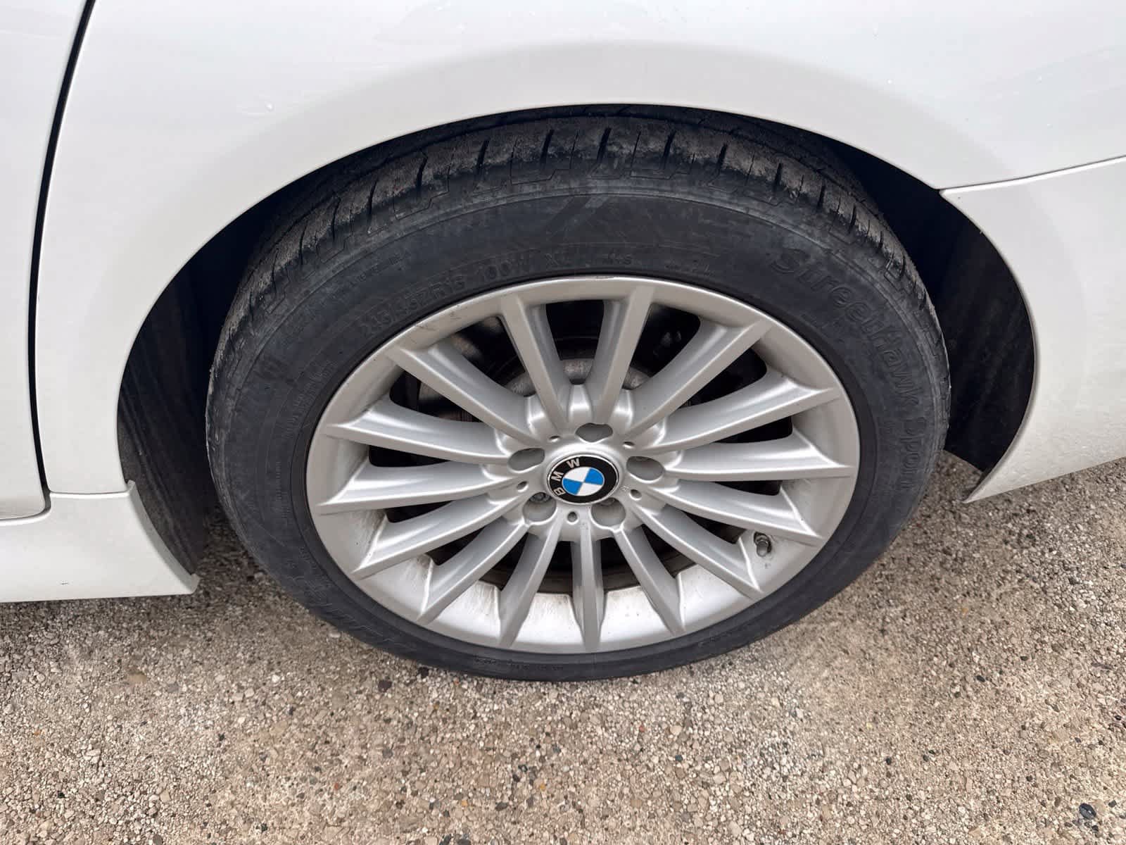 Used 2013 BMW 535i xDrive Sedan AWD/4WD image 6